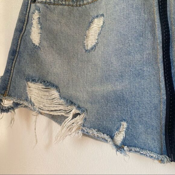 Carmar Distressed Zip-Up Denim Miniskirt size 27 - Picture 12 of 12